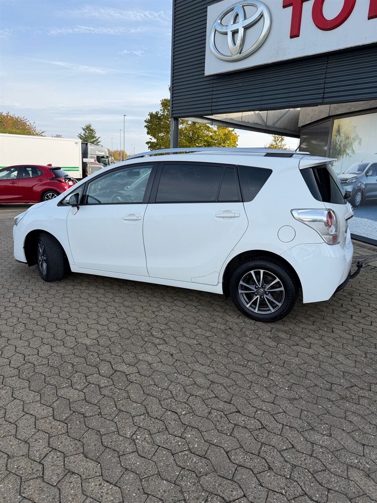 Toyota Verso 7 pers. 1,8 VVT-I T2 Touch 147HK 6g - Image 5
