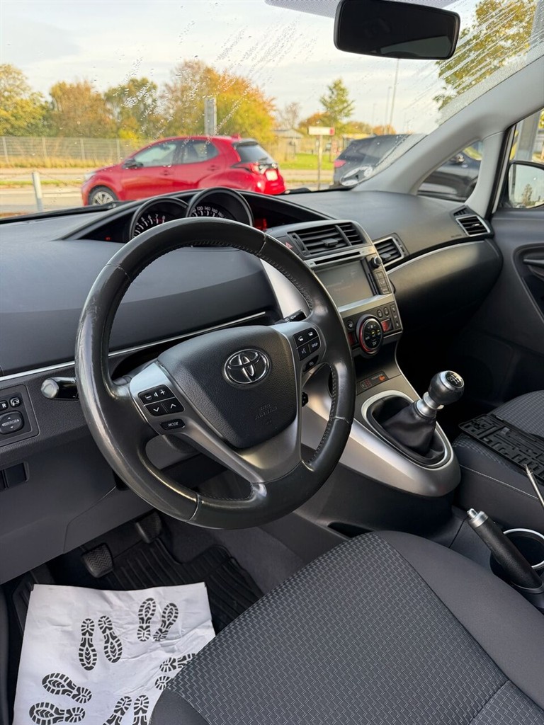 Toyota Verso 7 pers. 1,8 VVT-I T2 Touch 147HK 6g - Image 7