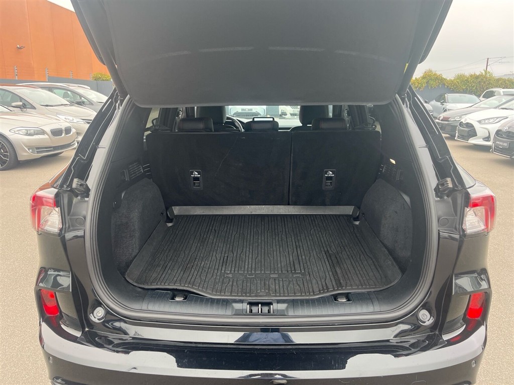 Ford Kuga 2,5 Plugin-hybrid ST-Line X CVT 225HK 5d Trinl. Gear - Image 6