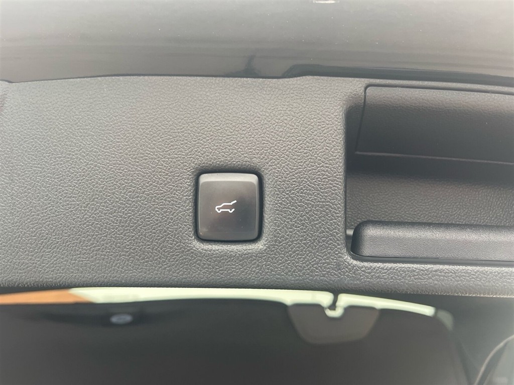 Ford Kuga 2,5 Plugin-hybrid ST-Line X CVT 225HK 5d Trinl. Gear - Image 26