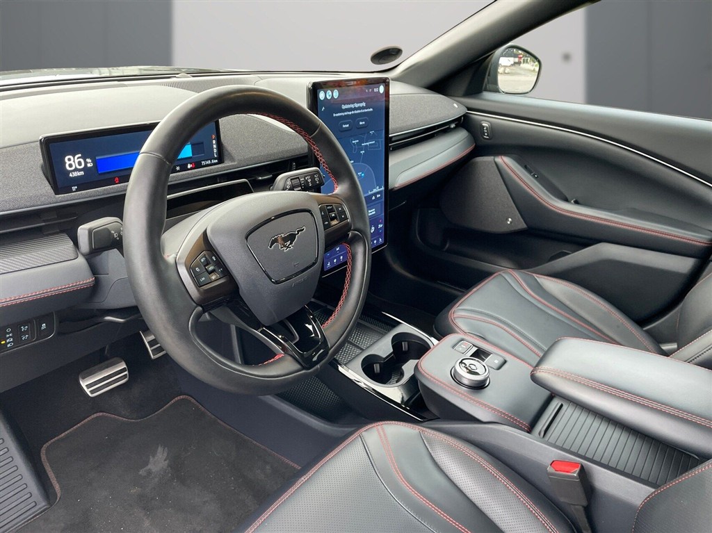 Ford Mustang Mach-E EL UR AWD 351HK 5d Trinl. Gear - Image 9