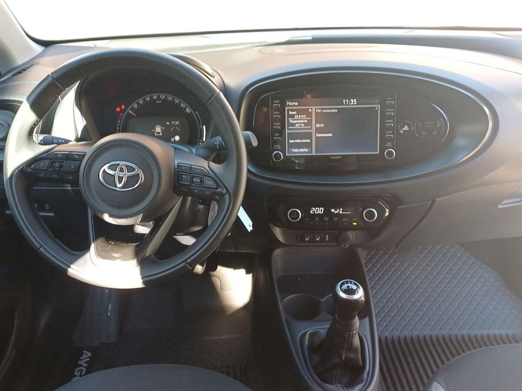 Toyota Aygo X 1,0 VVT-I Active 72HK 5d - Image 14