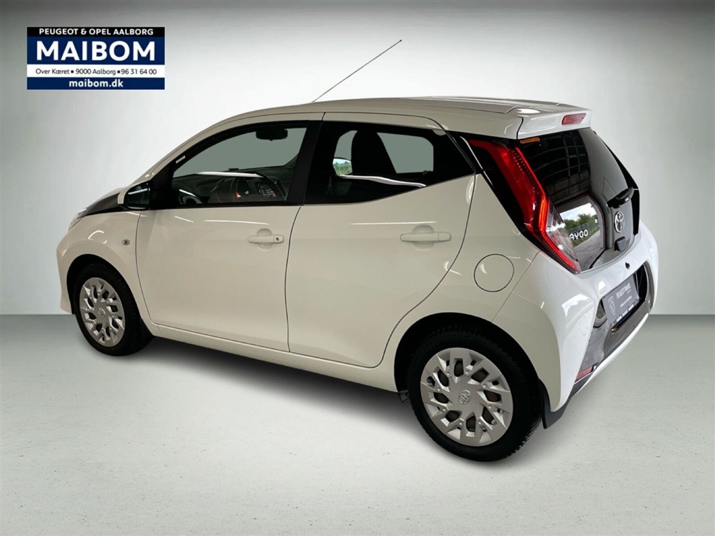 Toyota Aygo 1,0 VVT-I X-pression X-Shift 72HK 5d Aut. - Image 4