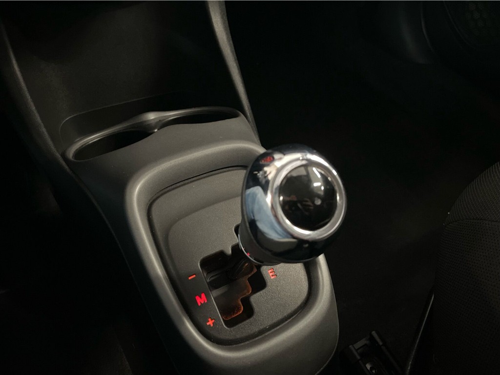 Toyota Aygo 1,0 VVT-I X-pression X-Shift 72HK 5d Aut. - Image 10