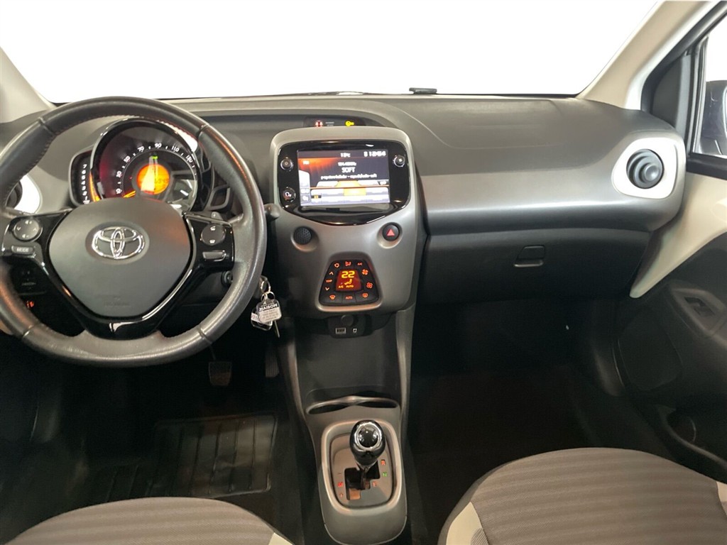 Toyota Aygo 1,0 VVT-I X-pression X-Shift 72HK 5d Aut. - Image 13