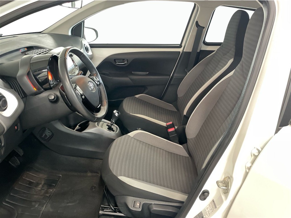 Toyota Aygo 1,0 VVT-I X-pression X-Shift 72HK 5d Aut. - Image 16