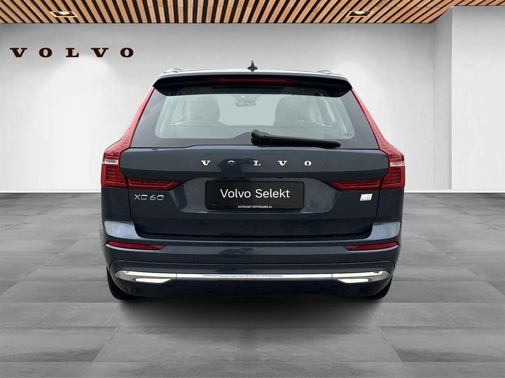 Volvo XC60 2,0 T6 Recharge Plugin-hybrid Plus AWD 350HK 5d 8g Aut. - Image 8