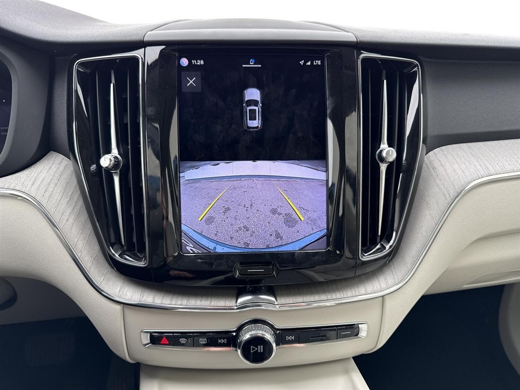 Volvo XC60 2,0 T6 Recharge Plugin-hybrid Plus AWD 350HK 5d 8g Aut. - Image 21