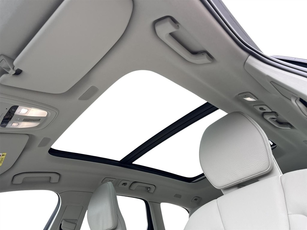 Volvo XC60 2,0 T6 Recharge Plugin-hybrid Plus AWD 350HK 5d 8g Aut. - Image 25
