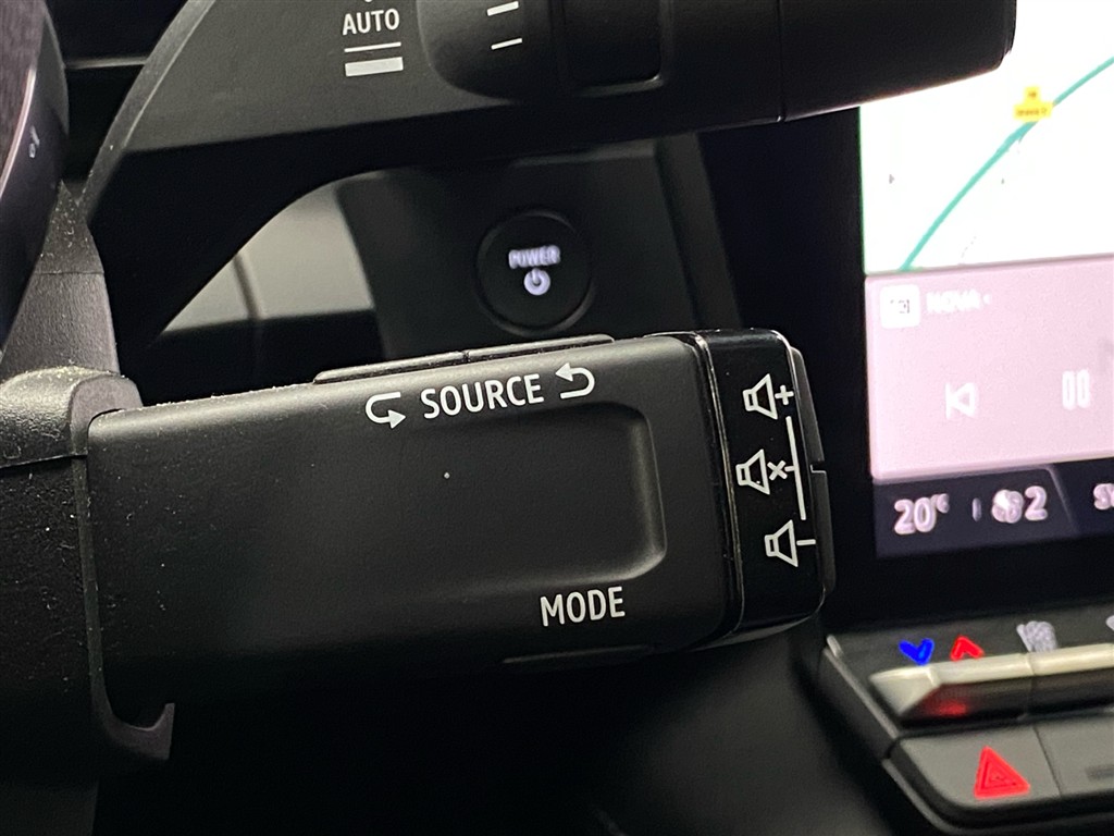 Renault Mégane E-TECH Techno 220HK 5d Aut. - Image 14