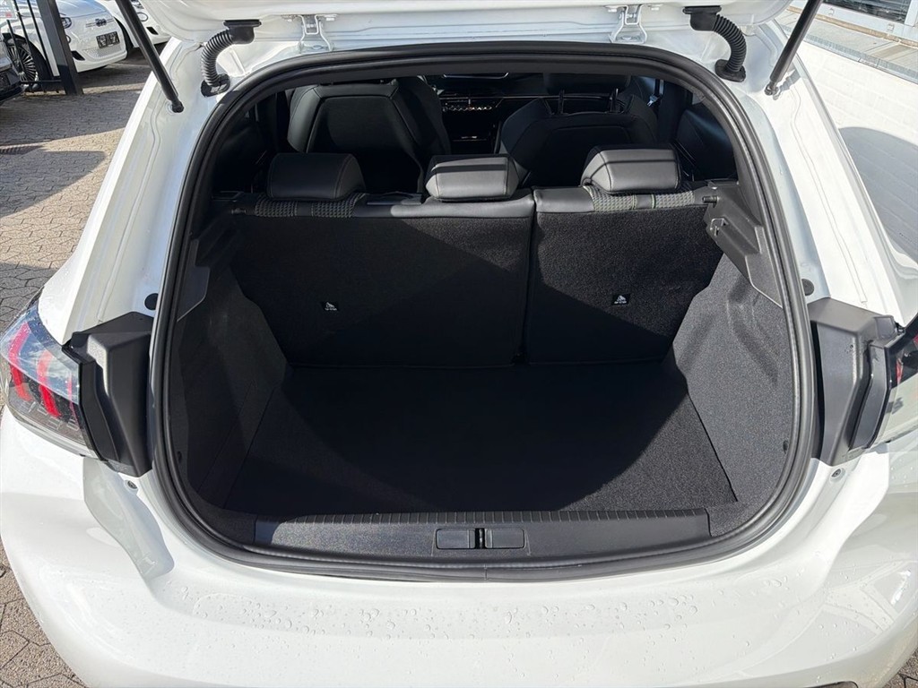 Peugeot e-208 EL GT 136HK 5d 6g Aut. - Image 10