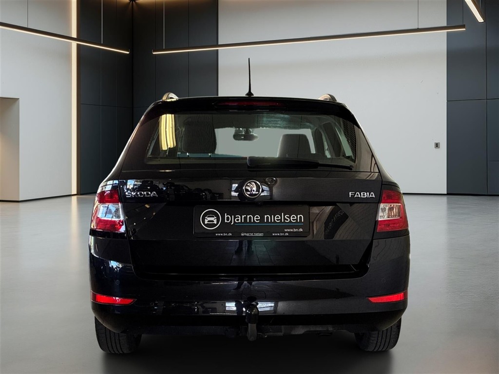 Skoda Fabia Combi 1,0 TSI Ambition 95HK Stc - Image 5