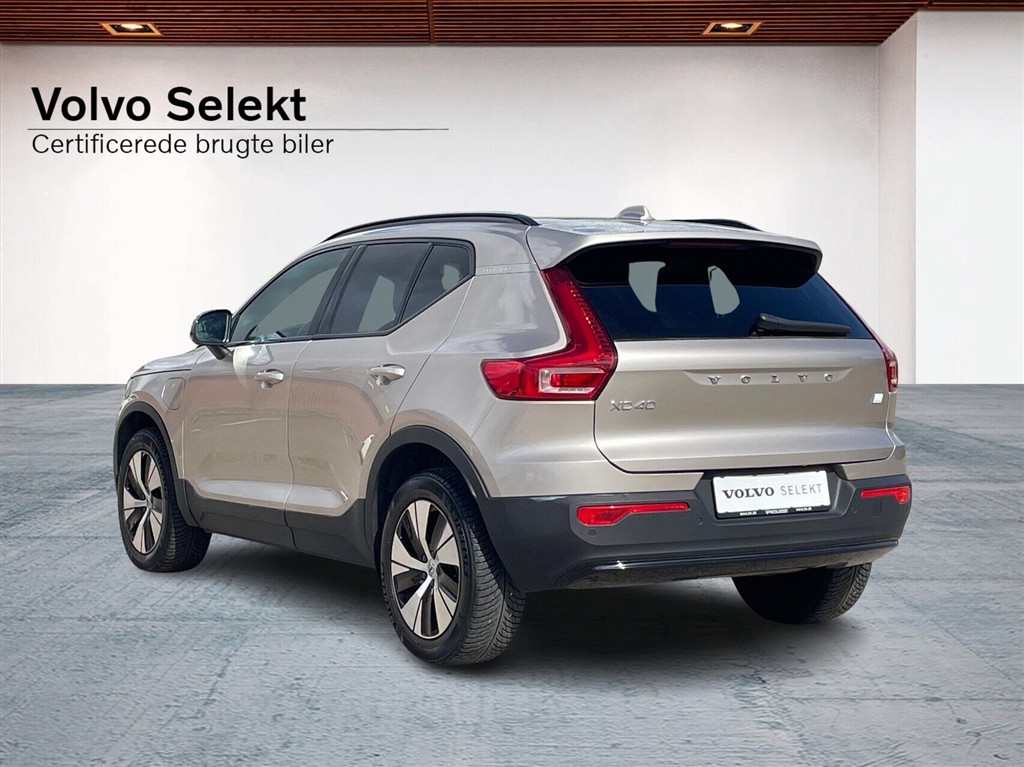 Volvo XC40 1,5 T5 Recharge Plugin-hybrid Plus 262HK 5d 7g Aut. - Image 2