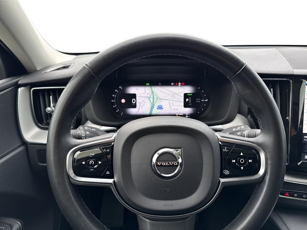 Volvo XC60 2,0 T6 Recharge Plugin-hybrid Plus AWD 350HK 5d 8g Aut. - Image 11