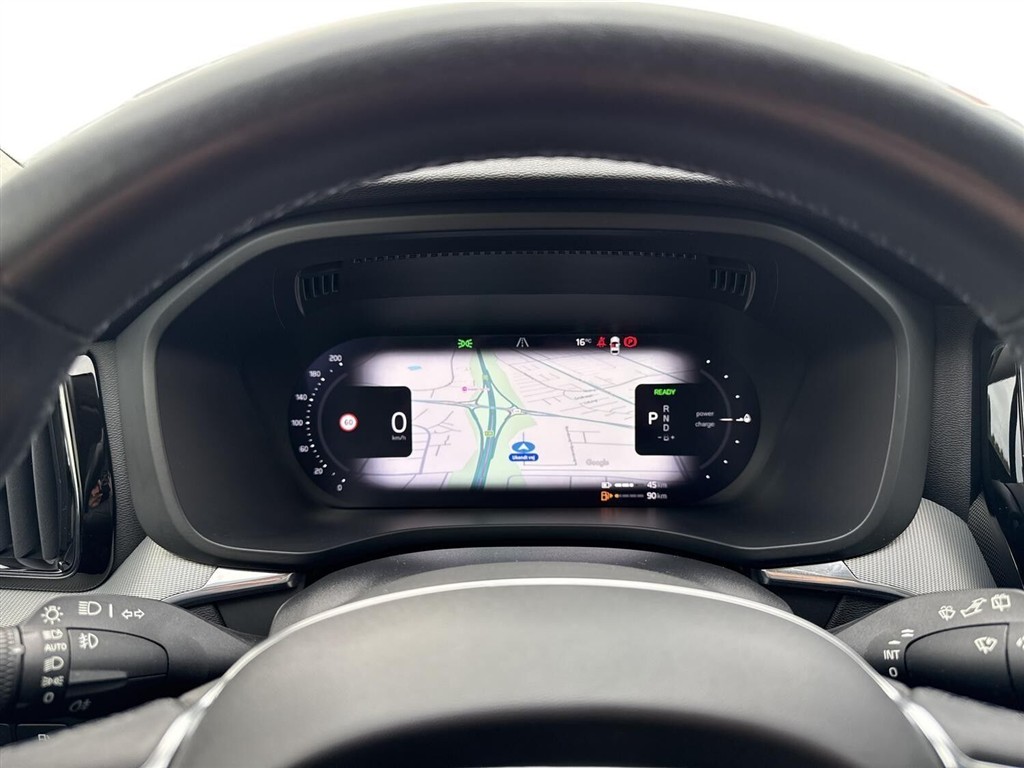 Volvo XC60 2,0 T6 Recharge Plugin-hybrid Plus AWD 350HK 5d 8g Aut. - Image 12