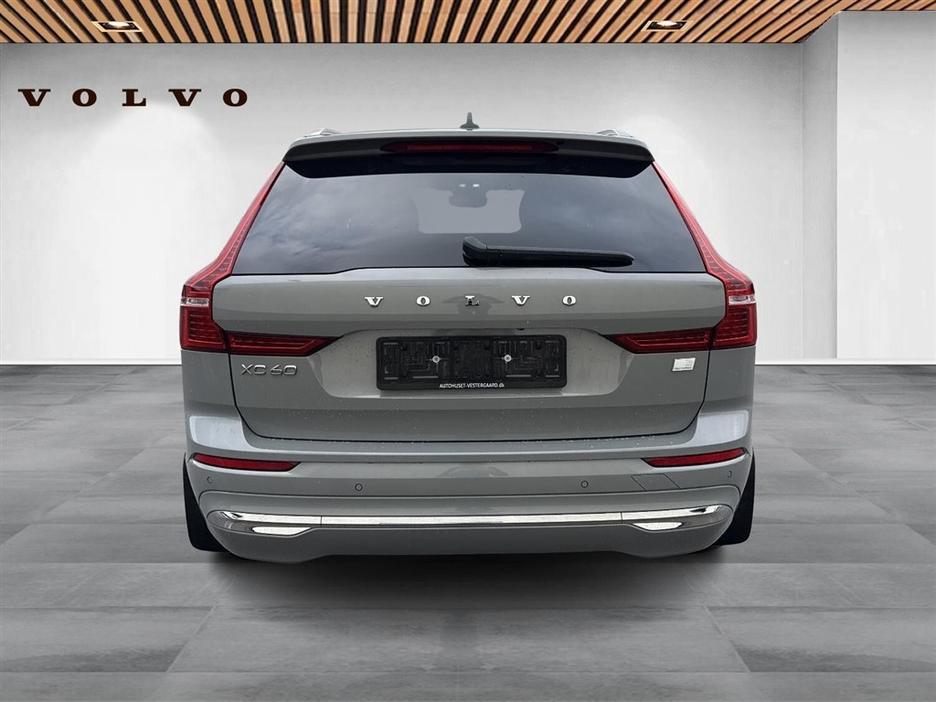 Volvo XC60 2,0 T6 Recharge Plugin-hybrid Plus AWD 350HK 5d 8g Aut. - Image 8