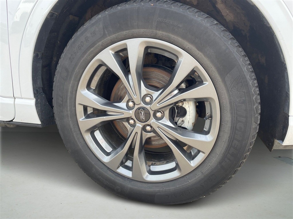 Ford Kuga 2,5 Plugin-hybrid ST-Line X CVT 225HK 5d Trinl. Gear - Image 8