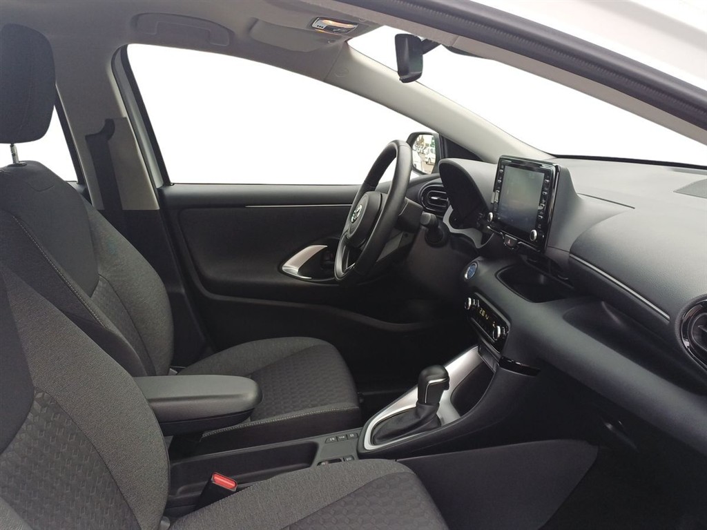 Toyota Yaris 1,5 Hybrid Active Technology 116HK 5d Trinl. Gear - Image 15