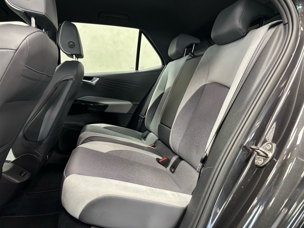 VW ID.3 EL Pro S 204HK 5d Aut. - Image 9