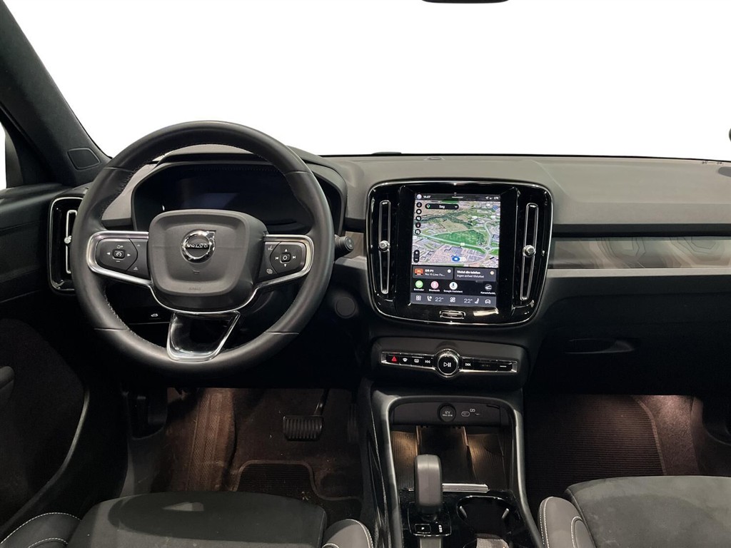 Volvo XC40 Recharge Extended Range Plus 252HK 5d Aut. - Image 7