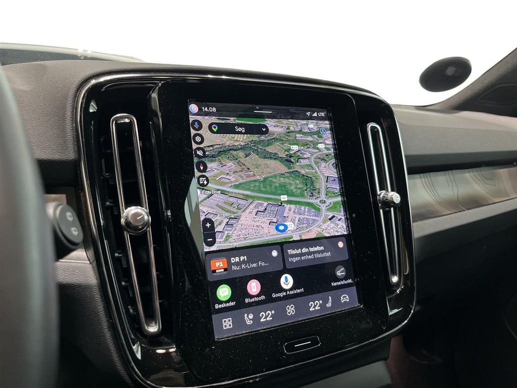 Volvo XC40 Recharge Extended Range Plus 252HK 5d Aut. - Image 17