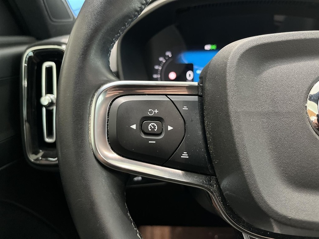Volvo XC40 Recharge Extended Range Plus 252HK 5d Aut. - Image 20