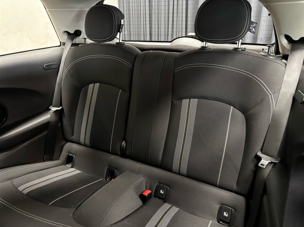 Mini Cooper SE EL Classic 184HK 3d Aut. - Image 9