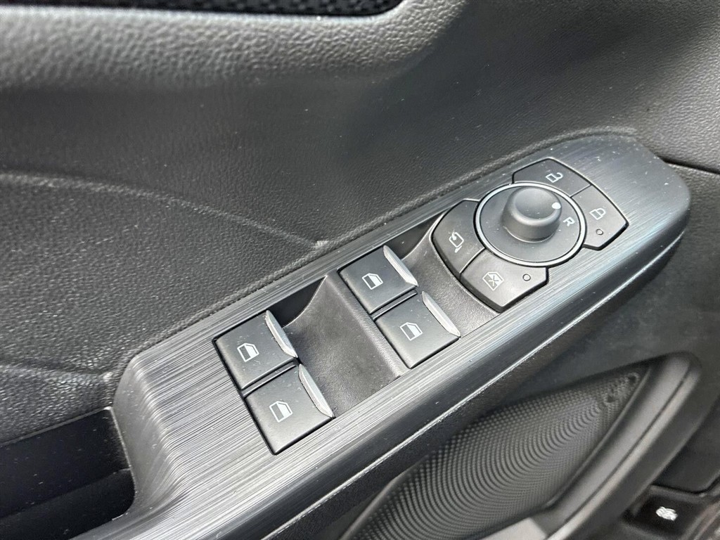 Ford Kuga 2,5 Plugin-hybrid ST-Line X CVT 225HK 5d Trinl. Gear - Image 20
