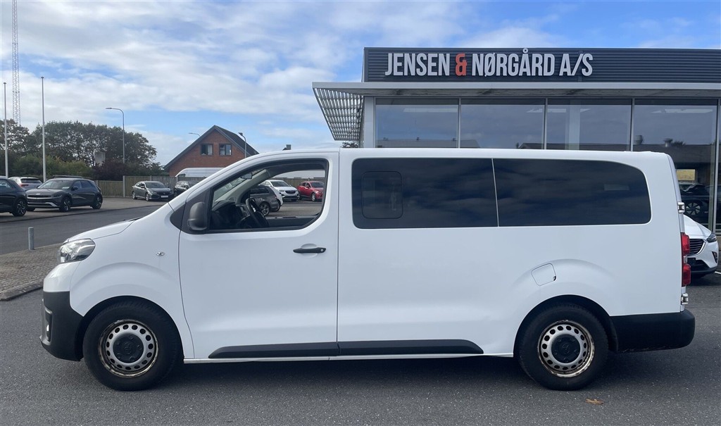 Toyota Proace Verso Long 1,5 D Combi skydedør, m/Dobbelt bagdør 120HK 6g - Image 2