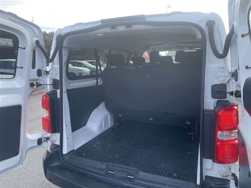 Toyota Proace Verso Long 1,5 D Combi skydedør, m/Dobbelt bagdør 120HK 6g - Image 4