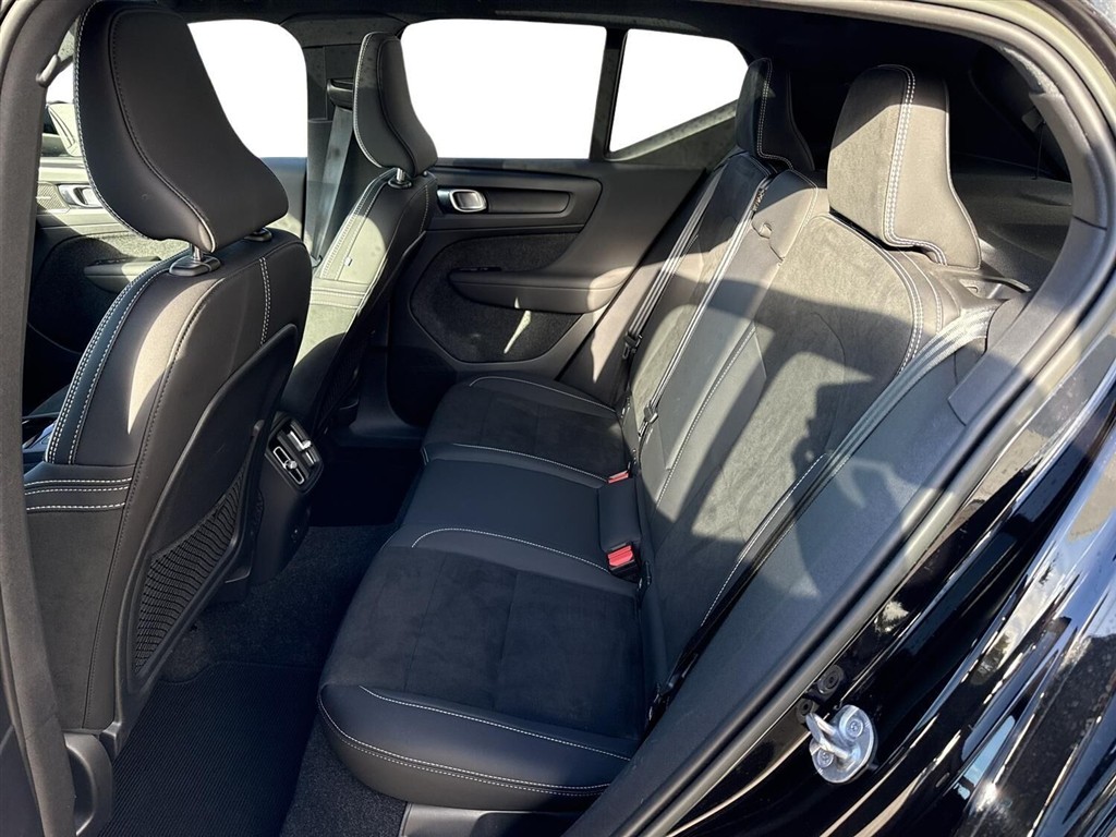 Volvo XC40 P6 Recharge Ultimate 231HK 5d Aut. - Image 7