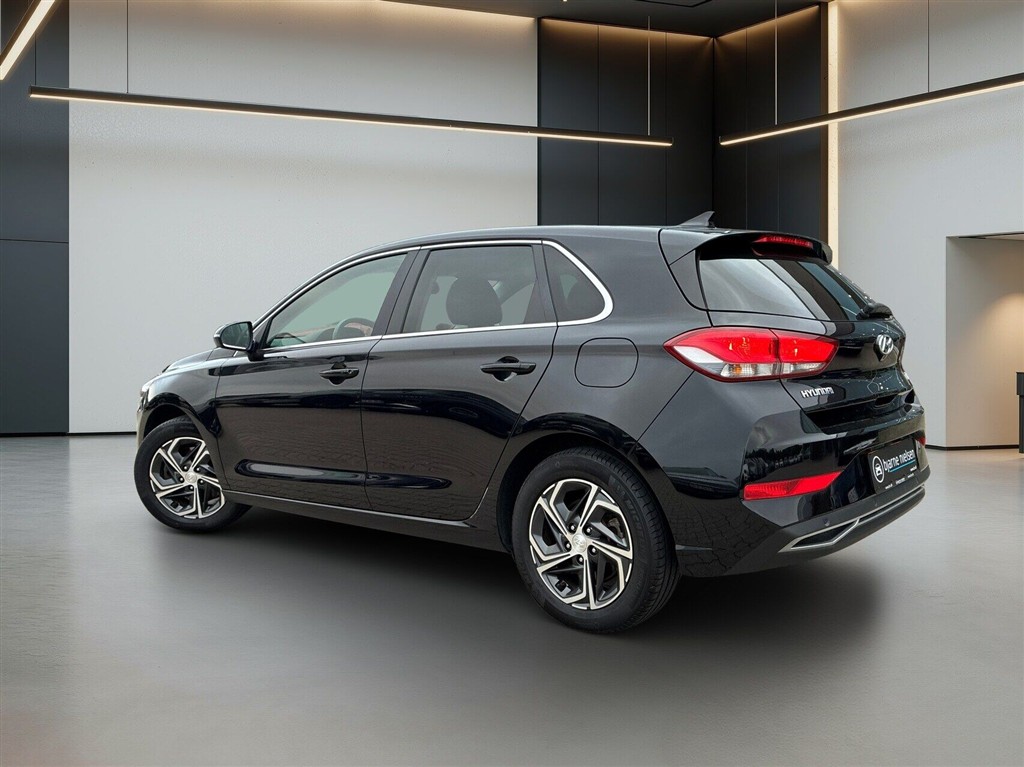 Hyundai i30 1,0 T-GDI Essential 120HK 5d 6g - Image 3