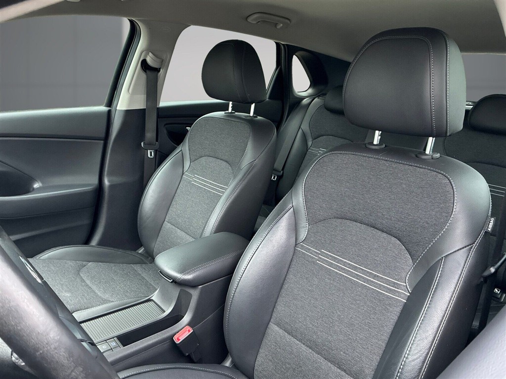 Hyundai i30 1,0 T-GDI Essential 120HK 5d 6g - Image 7