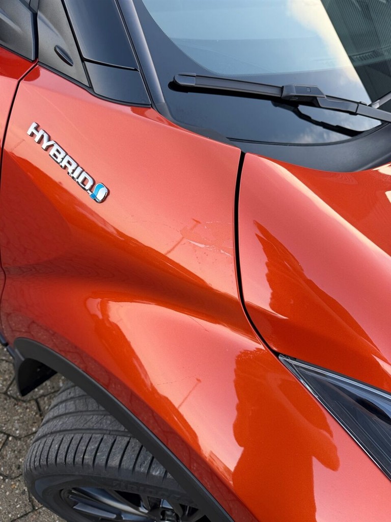 Toyota C-HR 2,0 Hybrid C-HIC Royale Multidrive S 184HK 5d Aut. - Image 2