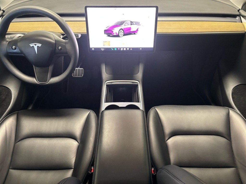 Tesla Model Y EL RWD 299HK 5d Aut. - Image 7