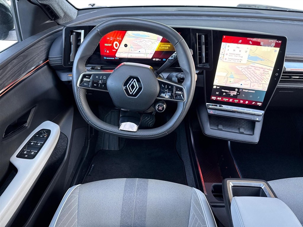 Renault Scénic E-TECH Iconic 220HK Aut. - Image 9
