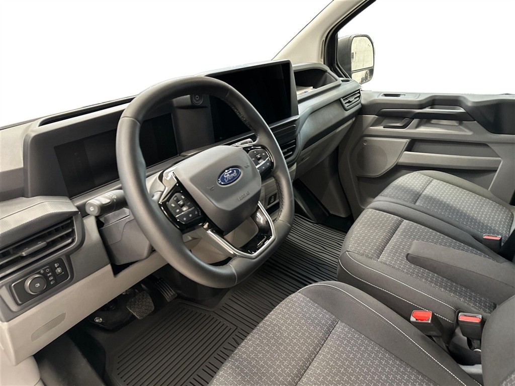Ford E-Transit Custom 320 L2H1 EL Trend 136HK Van Aut. - Image 3