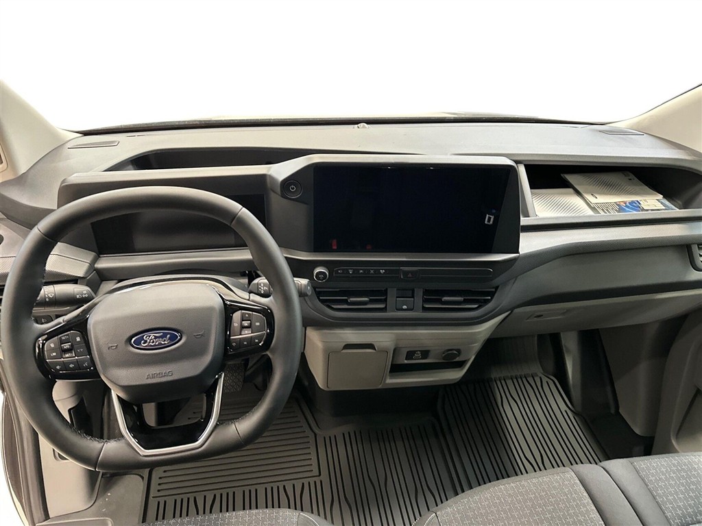 Ford E-Transit Custom 320 L2H1 EL Trend 136HK Van Aut. - Image 4