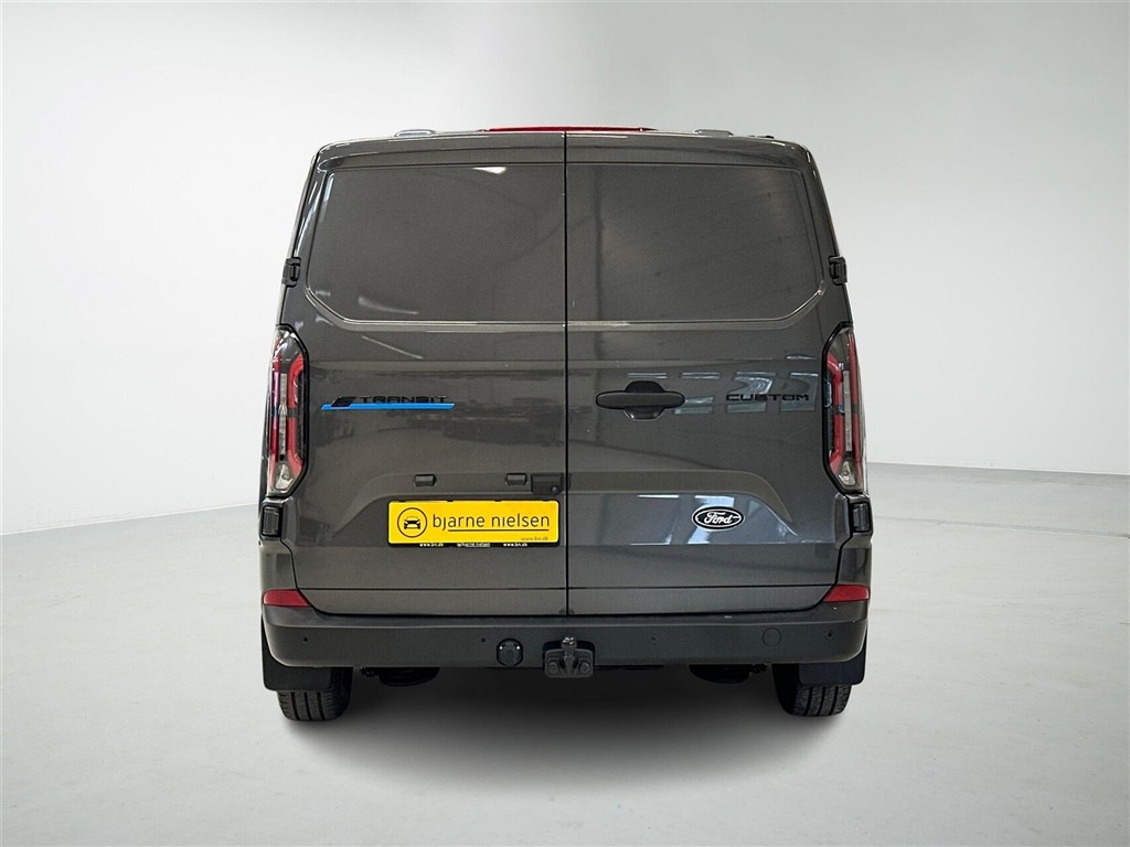 Ford E-Transit Custom 320 L2H1 EL Trend 136HK Van Aut. - Image 7
