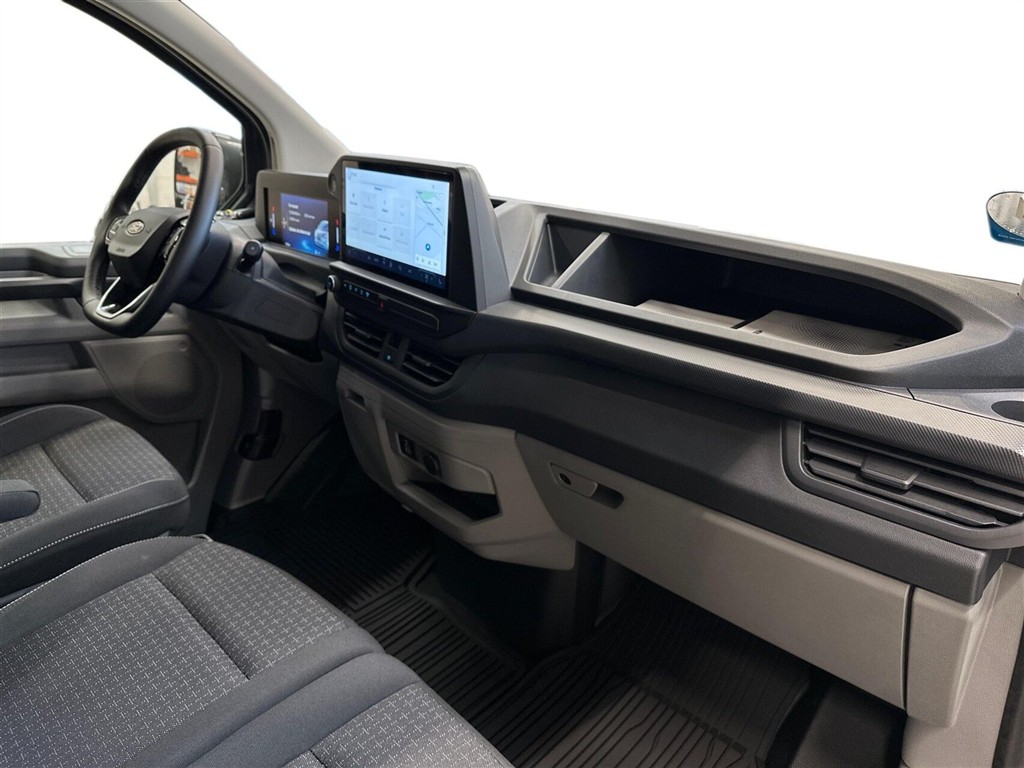 Ford E-Transit Custom 320 L2H1 EL Trend 136HK Van Aut. - Image 10