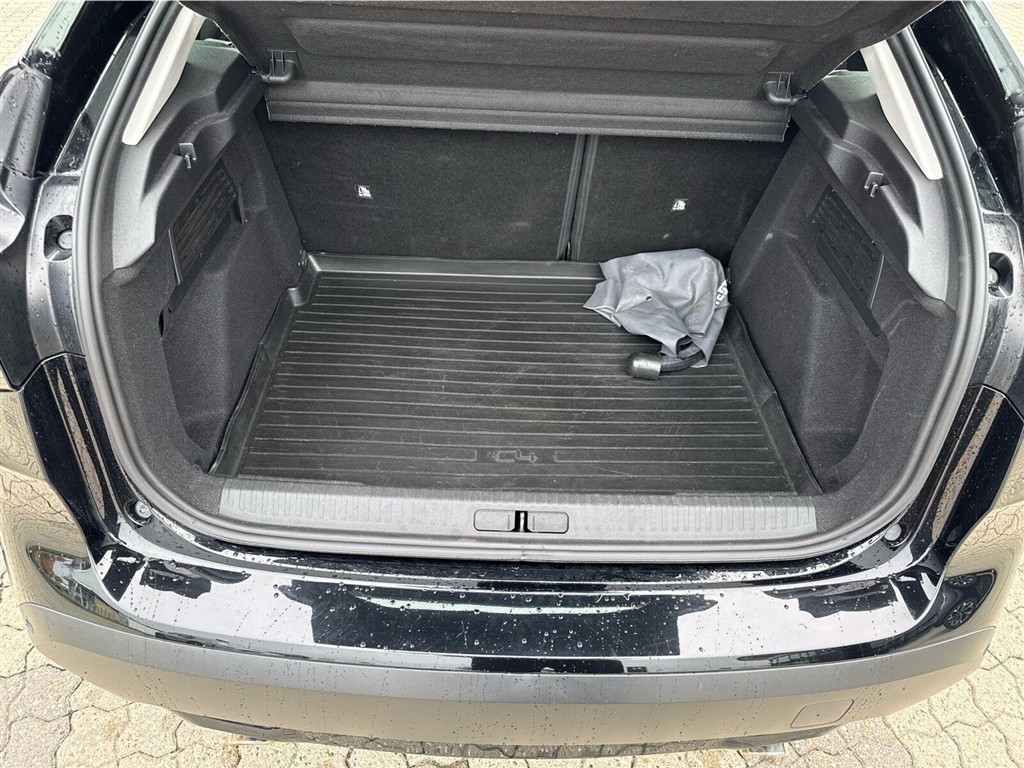 Citroën C4 1,2 PureTech Iconic EAT8 130HK 5d 8g Aut. - Image 18
