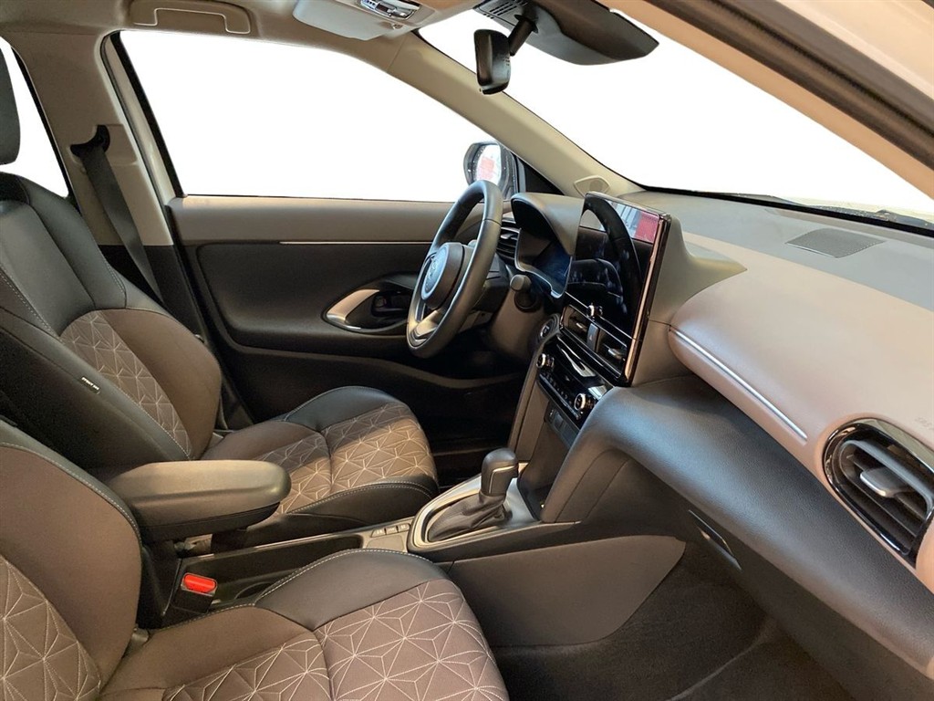 Toyota Yaris Cross 1,5 Hybrid Elegant 130HK 5d Aut. - Image 15