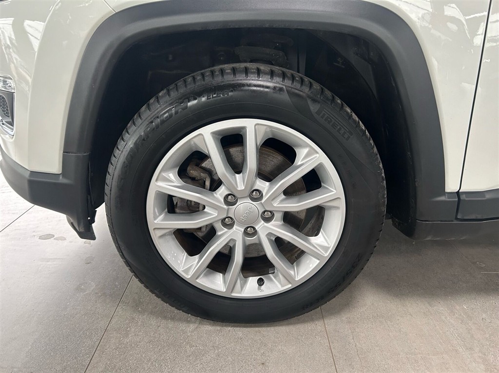 Jeep Compass 1,3 MJT Plugin-hybrid Limited 4xe 190HK 5d 6g Aut. - Image 4