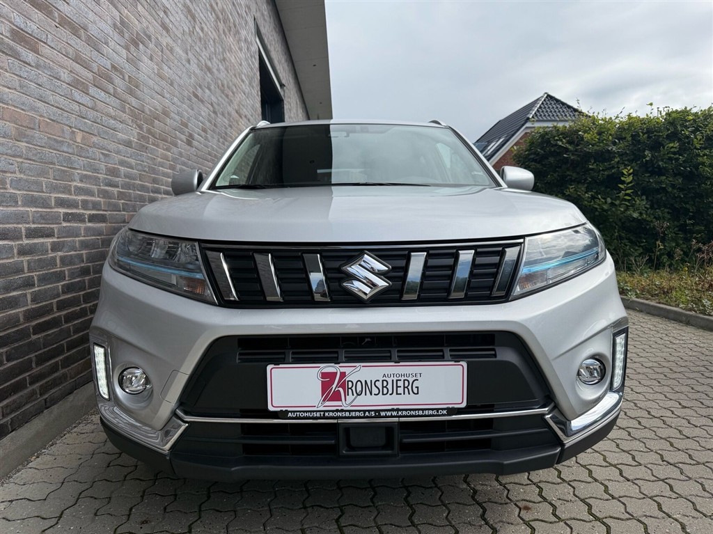 Suzuki Vitara 1,5 Hybrid Active AGS 102HK 5d 6g Aut. - Image 3