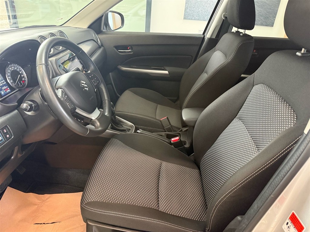 Suzuki Vitara 1,5 Hybrid Active AGS 102HK 5d 6g Aut. - Image 14