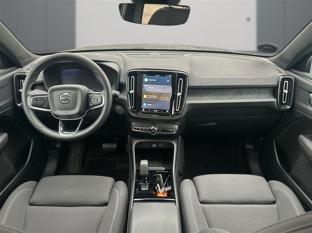 Volvo C40 Recharge Extended Range Plus 252HK 5d Aut. - Image 12