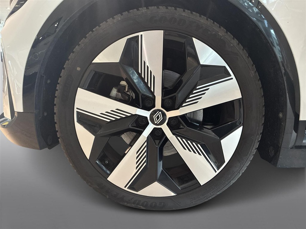 Renault Mégane E-TECH Techno 220HK 5d Aut. - Image 13