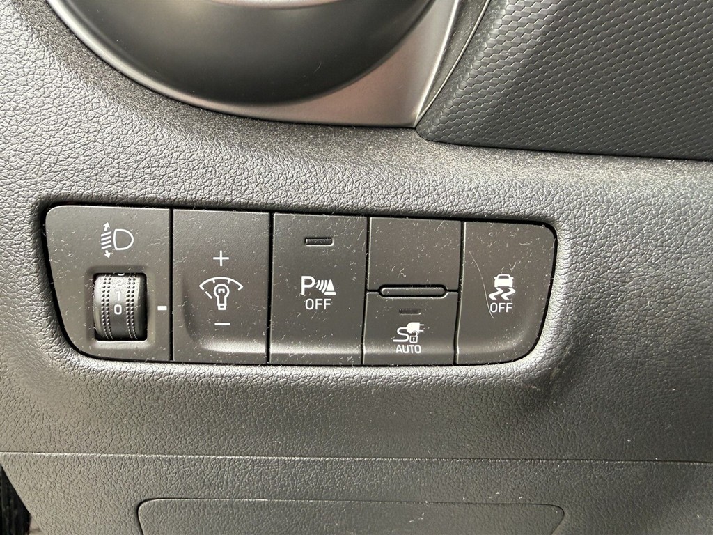 Hyundai Kona EL Essential 204HK 5d Aut. - Image 9
