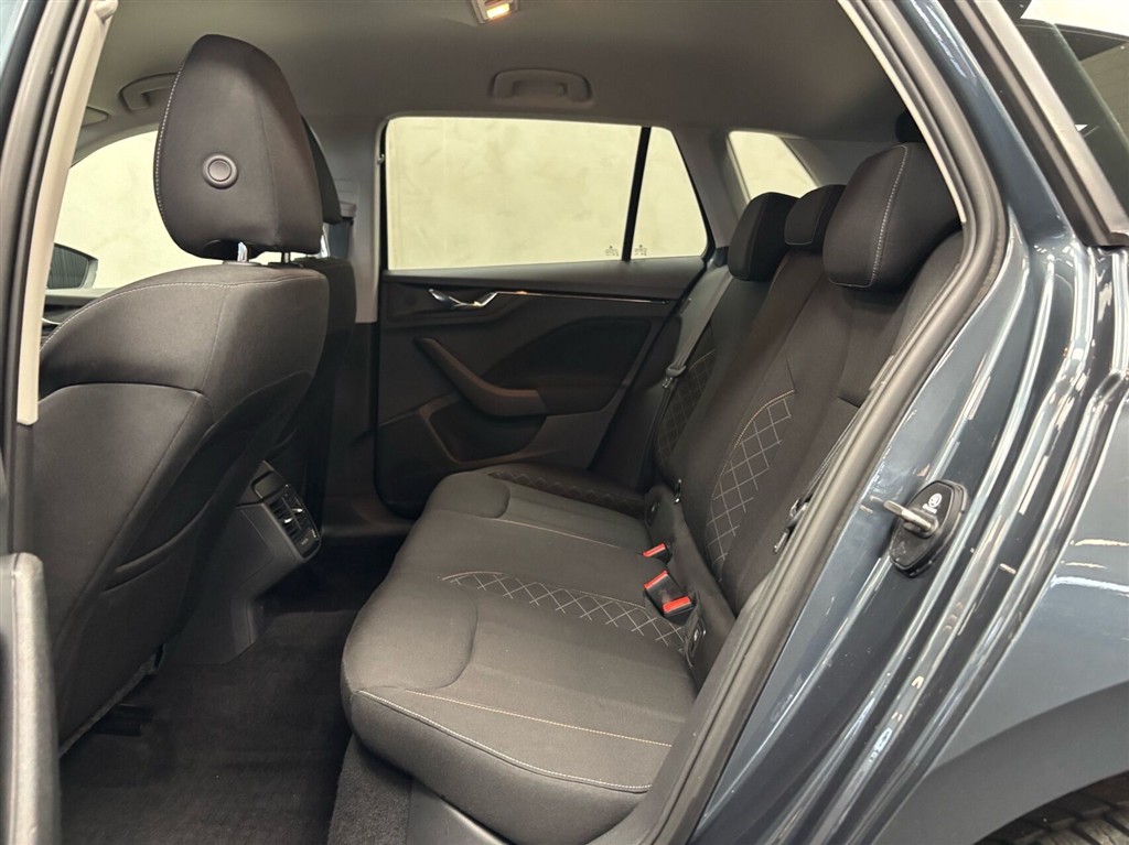 Skoda Kamiq 1,0 TSI Tour de France DSG 110HK 5d 7g Aut. - Image 12