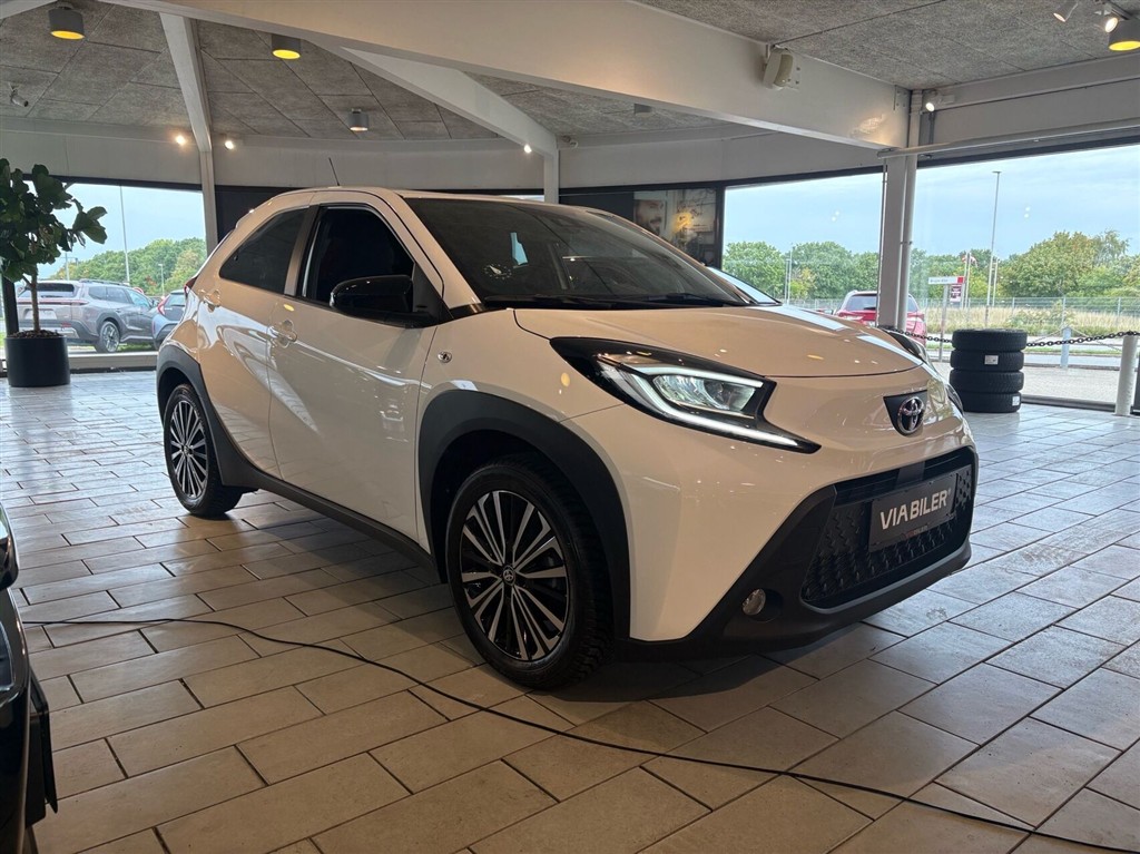 Toyota Aygo X 1,0 VVT-I Active 72HK 5d - Image 10